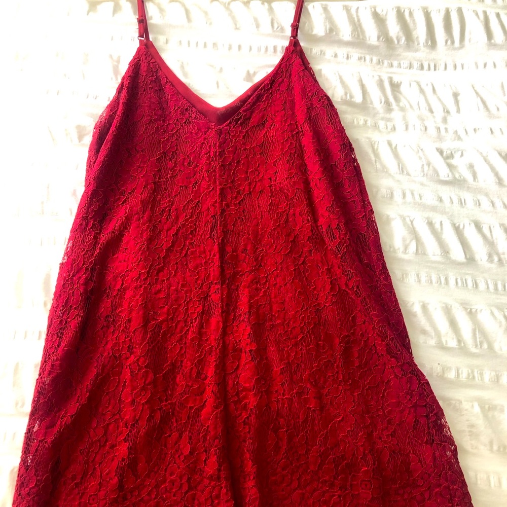 Red lace shift dress